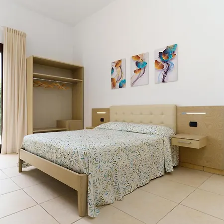 Delle Rose, & Horse Riding 3* Torre Vado